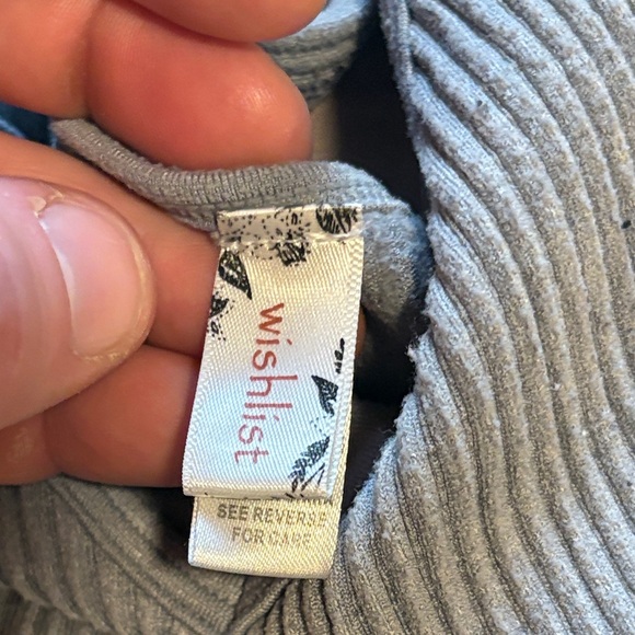 Light Gray Ribbed Knit Tank Top - Picture 3 of 4